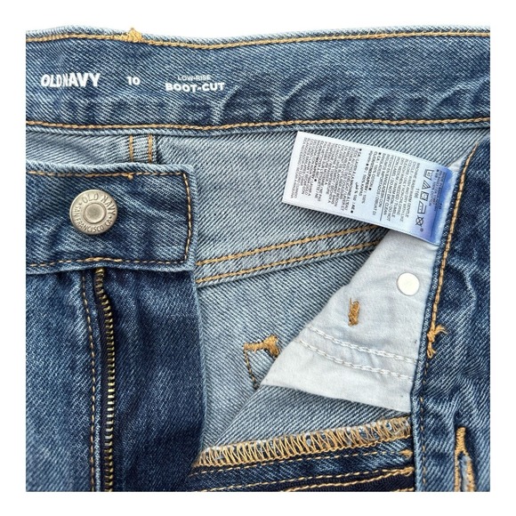 Old Navy Low Rise Bootcut Jeans Women's 10 Distressed Denim NWT‎ - Picture 4 of 4